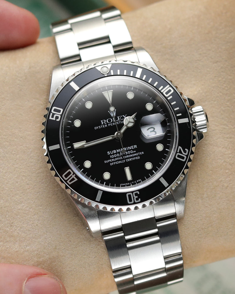 Submariner Date - 16610