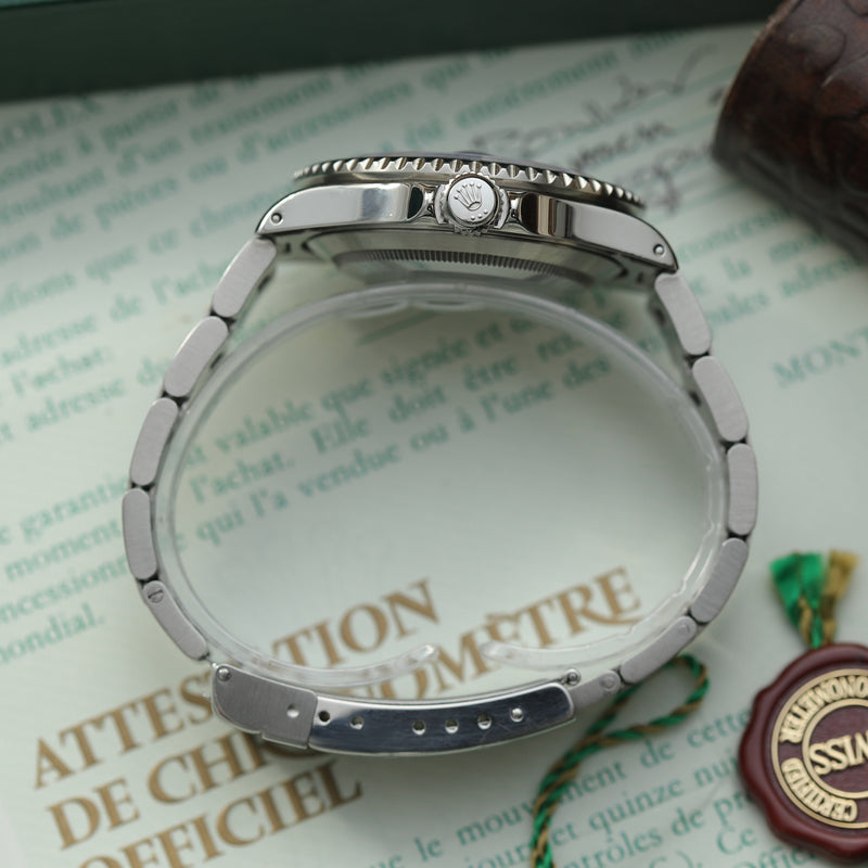 Submariner Date - 16610