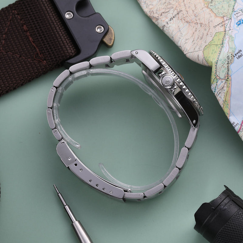 Submariner Date - 16610