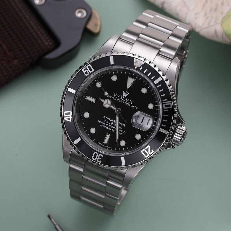 Submariner Date - 16610