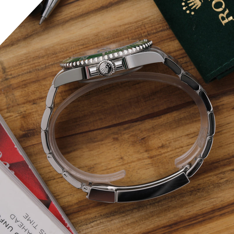 Submariner 'Starbucks' - 126610LV