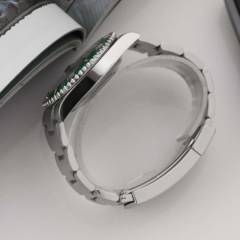 Submariner 'Hulk' - 116610LV