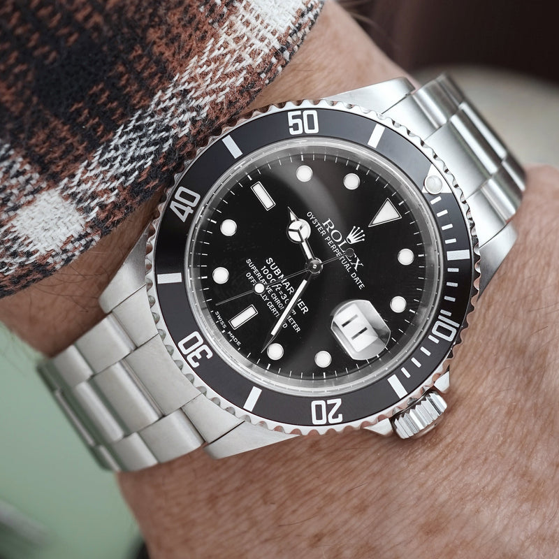 Submariner Date - 16610