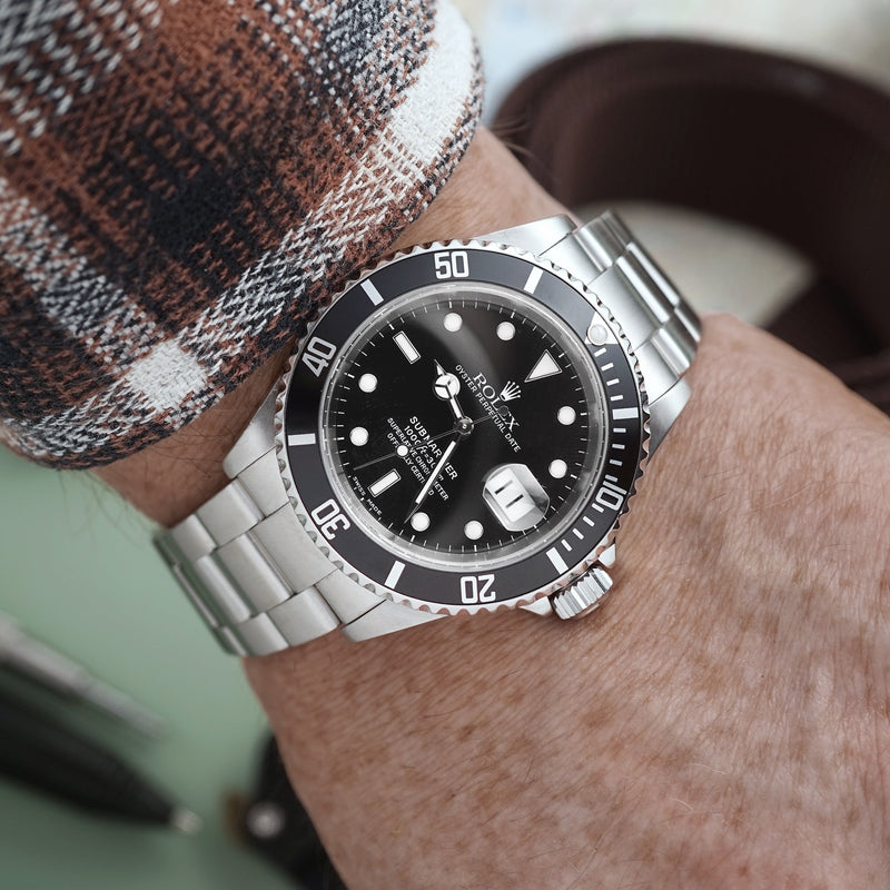 Submariner Date - 16610