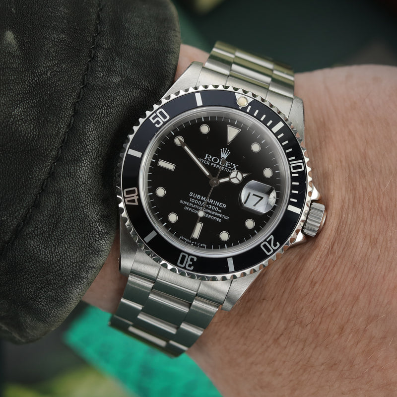 Submariner Date - 16610