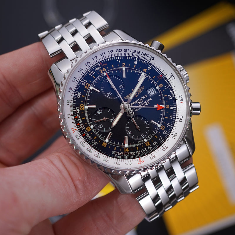 Navitimer World - A24322