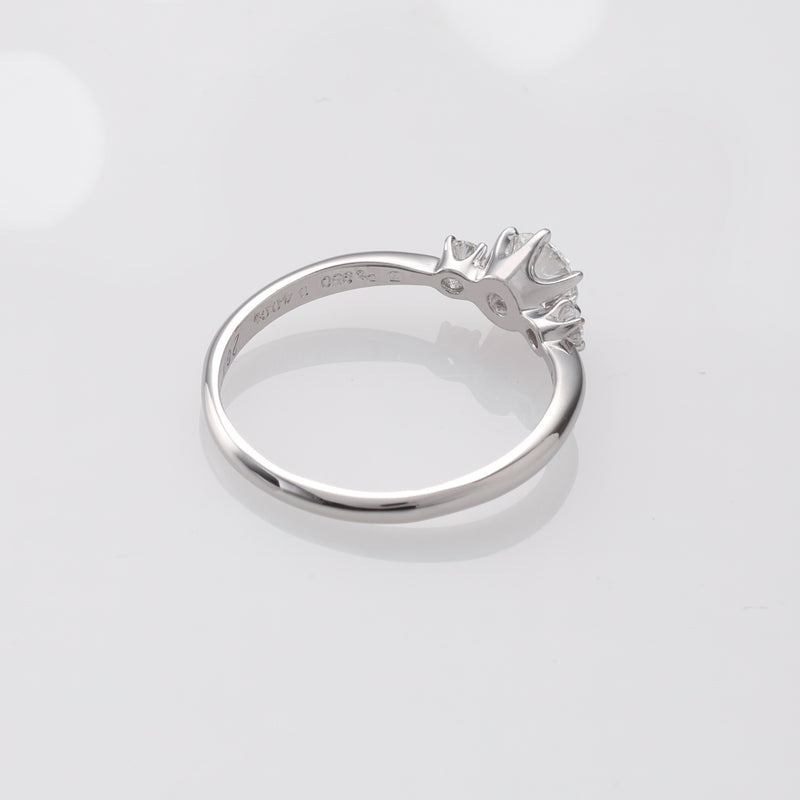 MIKIMOTO - Round Brilliant Cut - 0.40CT -  VS2 - Colour  D